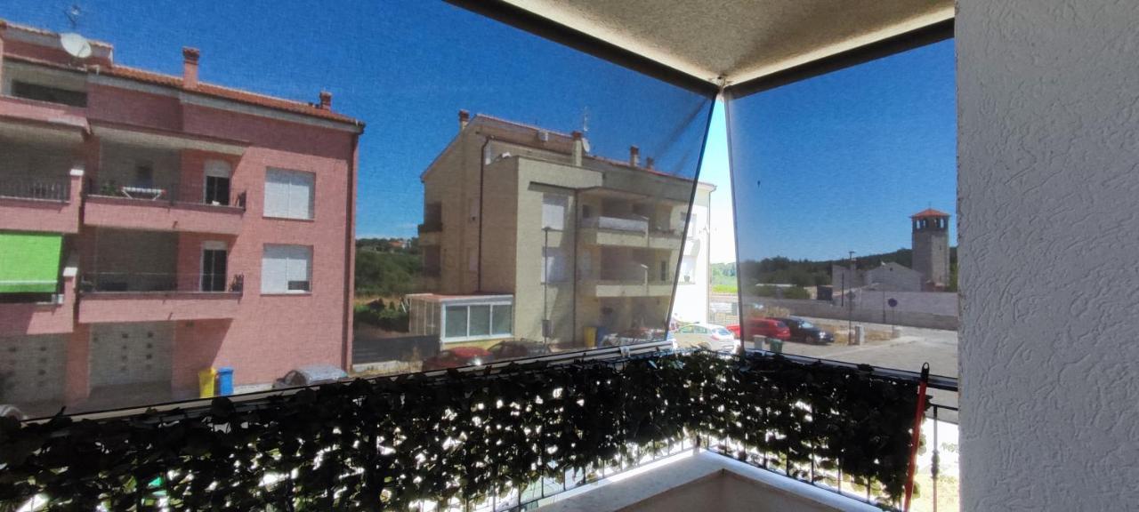 Apartment Franko Pula Exterior photo